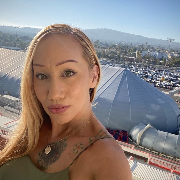 💜🏝️🩷 My Closet Info 💜☀️🧡 - Picture 13 of 17